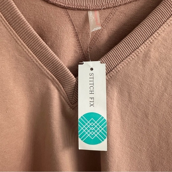 Free People Movement Top Reversible Pink Gym Outdoor V-Neck Size Small New - Picture 7 of 11